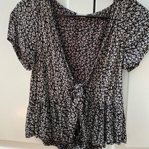 Brandy Melville Blouse
